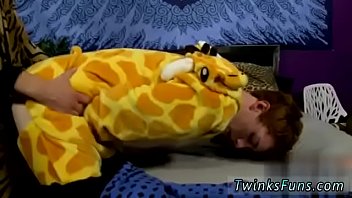 Preview 1 of New Hot Seay Video 16yers - Twinks shower movietures and young penis gay porn clips movies first