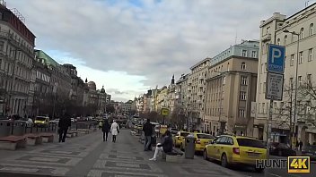 Preview 2 of Fuck Rape At Bus - HUNT4K. J&#039_ai attrap&eacute_ une victime sexuelle dans mon filet