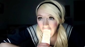 Preview 4 of Sarah Vandella Anal Fingering - adorable fille p&acirc_le aime se pratiquer &agrave_ gober des penis