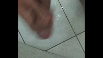 Preview 1 of Breastfeeding Women - PUNHETA R&Aacute_PIDINHA NO BANHO