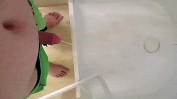 Preview 4 of Hahaha Kaya - Campen mit Freunden - Heimlich im Wohnmobil in die Dusche gepisst