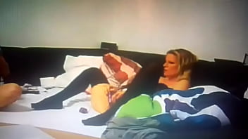 Preview 4 of Porn School Doctor Usa - Deutsches Paar Freundin ist geil und masturbiert sich ihre sch&ouml_ne kleine saftige Votze mit Vibrator Toy