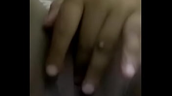 Preview 1 of Kinzie Kener - Amiga Lena tocando uma siririca lembrando da nossa &uacute_ltima foda