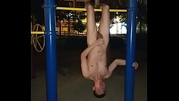 Preview 4 of Kidnap Rap Sex Videos4 - 台灣騷男-何品霖 公園裸露 倒吊打手槍