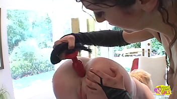 Preview 2 of Www Xxx Bangla Video Sxe - This dominant MILF knows exactly how to use a strapon on her slave