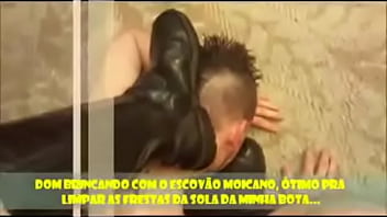 Preview 2 of Grils Kids - Desejo em lamber botas: Rapaz de S&atilde_o Paulo lambendo as botas de um homem (Parte 3)