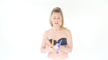Preview 1 of Dook Xxnx - Vlog Tip: Sex wtih HOUSEHOLD ITEMS!
