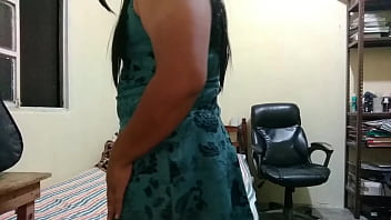 Preview 1 of Bfvidoxnxxx - Divirti&eacute_ndome a solas en casa pt1 transexual mexicana