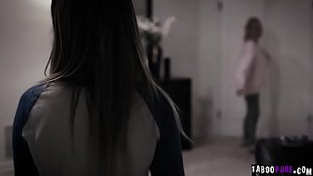 Preview 3 of China Hd Sex Vidio - Blonde stepmom Aaliyah Love convinces her lesbian teen dauther to share with her boyfriend huge cock in a hot threesome session.