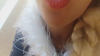 Preview 3 of Mom Yang Sun Xxx Jupan - elsas cosplay wanna make u see...