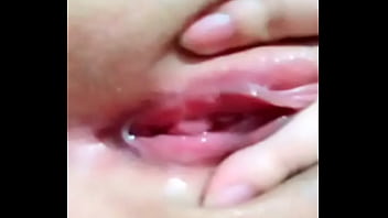 Preview 2 of Xxxhd T - Y&ecirc_u xa thủ d&acirc_m bướm đẹp