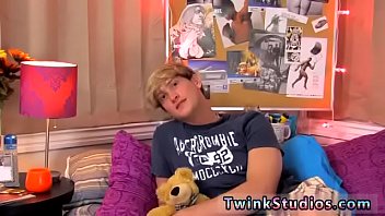 Preview 1 of Latina Older Male - Videos of men having gay sex with male doll Gabriel Kelly is a self