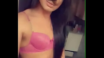 Preview 1 of Handi Vabi Www Xxx - Ana Sofia travesti exibindo seu pauz&atilde_o