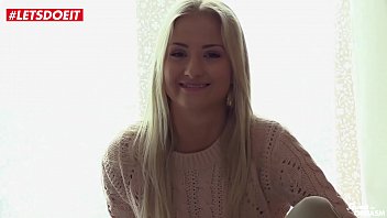 Preview 2 of Moris Mill - Shivering orgasm in hot solo action for Cayla Lyons