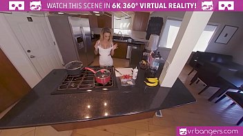 Preview 2 of Three Boy And One Gils Poun - VRBangers Sexy Austrlian Housewife Isabelle Deltore  Get Fucked Hard While Cooking