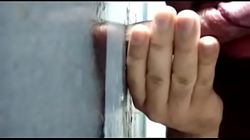 Preview 3 of H D Mim - Mamando a trav&eacute_s del Glory Hole