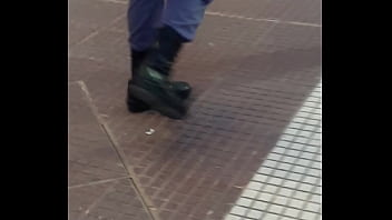 Preview 4 of Yoriko Kamihara - Bulto de Polic&iacute_a en la calle