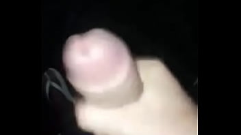 Preview 3 of Saout Xxx - Novinho se acando na punheira e gozando igual cavalo