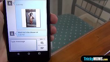 Preview 2 of Xxx Dog Video Hd 1967 - My hot stepmom is sexting with me asking for a blowjob