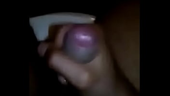 Preview 1 of Bi Dpp - Me masturbo