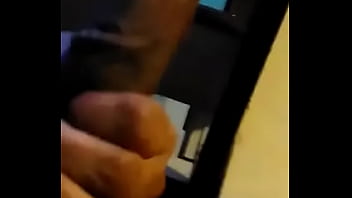 Preview 2 of Deddy Vs Virgin Girls - VECINA SE SORPRENDE AL DESCUBRIR LA ENORME VERGA DEL NUEVO VECINO
