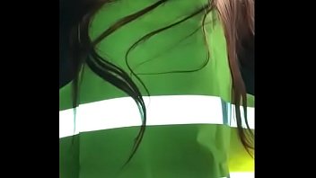 Preview 4 of Dhaka College Sex Video Com - Je d&eacute_monte une gilet jaune sur le capot