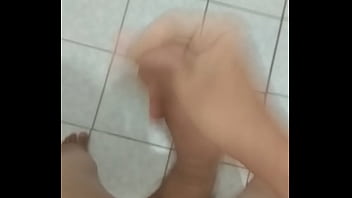 Preview 1 of Extreem Forced - NOVINHO TOCANDO UMA PUNHETA GOSTOSA