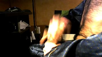 Preview 4 of Hindi Xixe Vido - cumtribute for a very very special lady