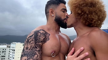 Preview 1 of Johnny Sin Forest Xxx - FUDENDO PARA TODA A CIDADE VER - Ramon Hot e Rico Marlon