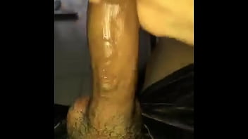 Preview 1 of Flap Tv - Black handjob