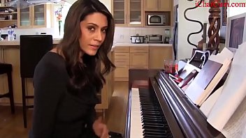 Preview 1 of Gia Dimarco Shemale Fuck - Jerkoff so we can continue the piano lesson - virtual sex joi