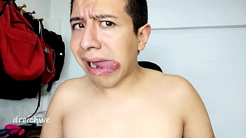 Preview 3 of Mega Squirt Gush - Salivando la toda la boca