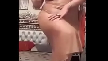 Preview 4 of Forzada Delante De Su Marido - Belle dance