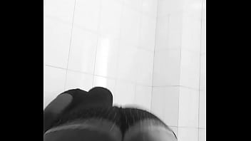 Preview 1 of Uckinh - Nice ass