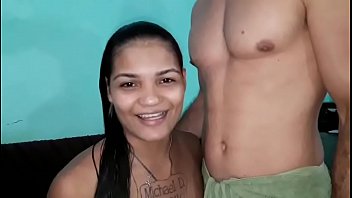 Preview 1 of Muscle Gay Suck Armpit - F&atilde_ la do nordeste gosando NA BUCETINHA DA TIGRESA