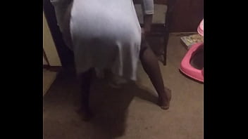 Preview 1 of Sex Mit Tier - Wet twerkering ass