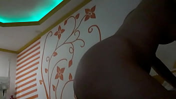 Preview 1 of Melayu Pepek Ketat - Novinha da favela sentando gostoso