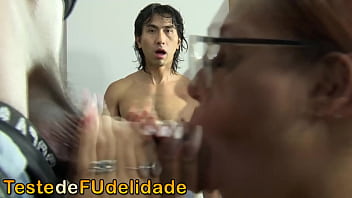 Preview 3 of Fit Dilf Wank - Descobri que minha namorada tinha um caso com meu amigo