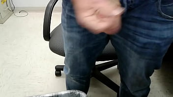 Preview 2 of Wwwmiamicom - My man Jerking off for me