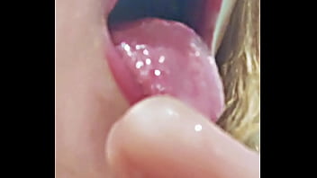 Preview 3 of Me Squirting In My Pink Leggings - Gemmagomory mamada ASMR