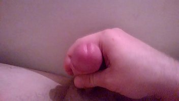 Preview 3 of Sister Bother Xvideos - быстро кончяю в ваной