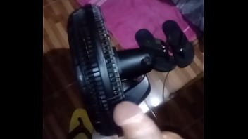 Preview 2 of Muslim Satar - Tocando uma de leve