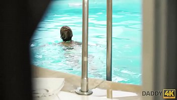 Preview 1 of Sexxivideos - DADDY4K. Sex mit seinem Vater nach dem Swimmingpool