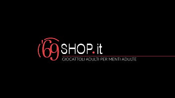Preview 1 of Mom Sed6 - Giorgia Roma Prova il Butt Plug Regalato da 69Shop