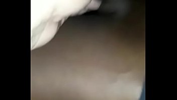 Preview 1 of Fuck Mom Stuck Under Table - Suruba dos tarad&otilde_es no Pub Cine