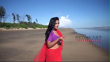 Preview 2 of Nepali Boob Suck - Hot saree photoshoot