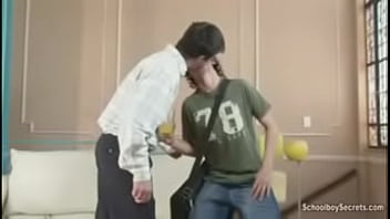Preview 1 of Ww India Xxx - joven se come a uno mayor que el