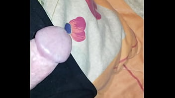 Preview 1 of Amateur Swallow Twice - Paja con calz&oacute_n de mi vecina Brisa