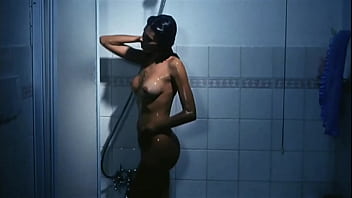 Preview 2 of Vintage Full Movies 3gp - Argentinian model Viviana Greco nude bath