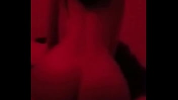Preview 1 of Mom Son Sleeping In One Bed - Pedorwave vazou Metendo com a do Twitter